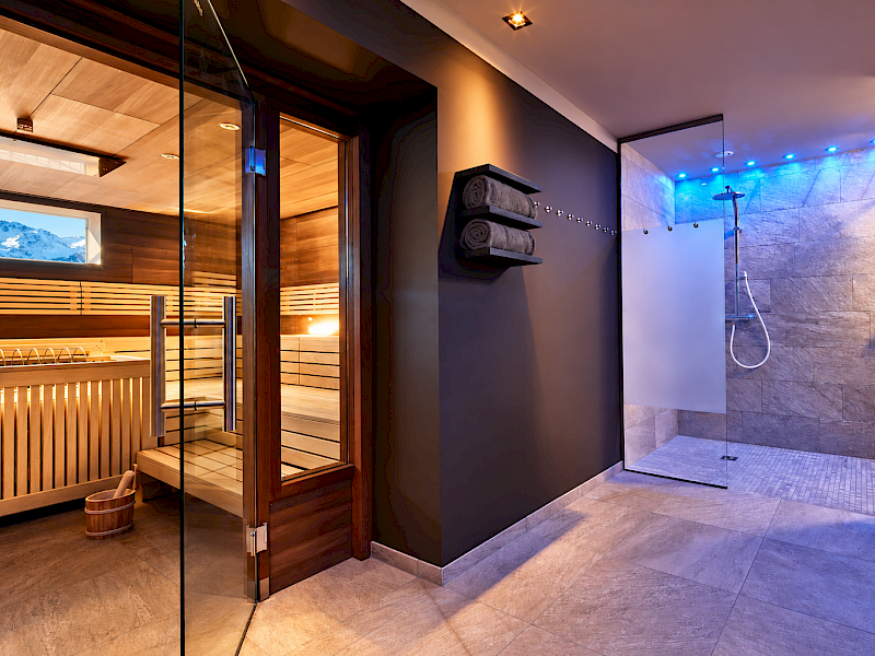 Dusche und Sauna